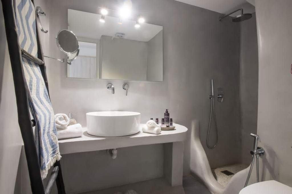 Jonaz Rooms & Suites Ornos (Mykonos) Bagian luar foto